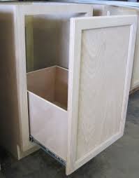 kitchen base cabinet w trash can pull