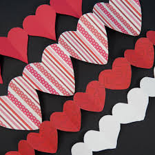 Depending on how many photos you have and what kind of look your heart collage should have, you can choose between 5 different heart designs, one of which even has a black and white effect. How To Make Paper Heart Chains Valentine S Day Crafts Aunt Annie S Crafts