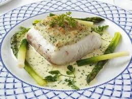 Skrei Winterkabeljau Mit Krauterkruste Rezept Fisch Weihnachtsessen Kabeljau Skrei Rezept