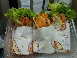 Letakkan ayam dan mayonis, kemudian balut atau. Resepi Kulit Tortilla Wrap Pawtaste Com