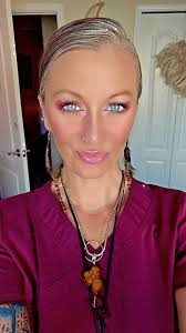 I just want to take a moment to tell you how grateful 🙏 I am for you  Michelle Price ❤️🙏 Being a powerful lightworker consists of major healing  for the collective at