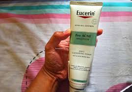 Hội chị em dùng kem dưỡng da eucerin là nơi chia sẻ kinh nghiệm làm đẹp từ mỹ phẩm eucerin. Muka Breakout Sebab Face Mask Review Eucerin Pro Acne Solution