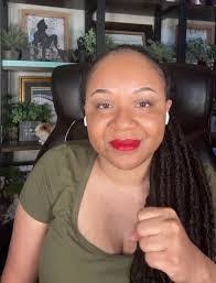 Rhonda Flagg's Instagram, Twitter & Facebook