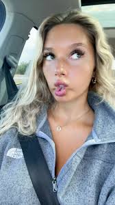 Sydney Monroe Ig Story