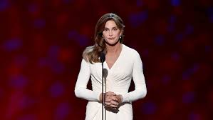 2014 ließ sich das paar scheiden. Caitlyn Jenner S Nude Sports Illustrated Cover Is Raising The Ageism Debate Vogue