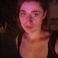 Laura Arocho's Instagram, Twitter & Facebook