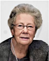 7) Ebenezer Moon II, born 1679, in Exeter Rhode Island. Married Elizabeth  Richardson of Rhode Island and had children.