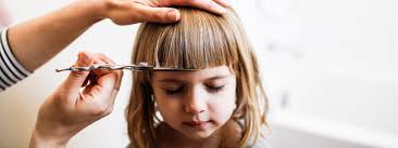 Toutes les tendances mode, et modèle coiffure à la mode : Couper Les Cheveux De Son Enfant Soi Meme Tutoriel