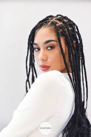 137 likes · 1 was here. Trenzas Sueltas Africanas Knotless Con Puntas Rizadas