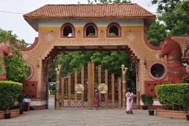 30 Best Places To Visit In Hyderabad - Popular Sightseeing & Tourist  Attractions