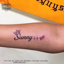 Sunny Name Tattoo With Heart Ratting Tattoo Made On Wrist By Big Guys Tattoo Studio In Mumbai Name Tattoos On Wrist Name Tattoos For Girls Name Tattoos On Arm