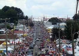 Hillsville Va Labor Day Flea Market Antiques Road Trip Places To See Places To Go