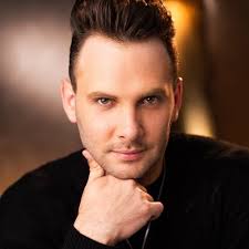 Robert Michael (@_robertmichael_) · West Hollywood, CA