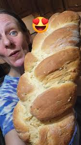 a_eacicos4 ld_Iendraierco greefrazrafeet.cepahen apsghen 0:13 Eating salad  in front of my plants to remind them who's in charge!