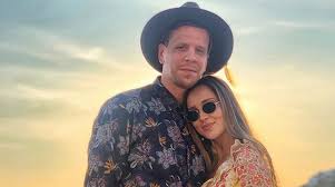 Marina i wojciech szczęsny cieszą się dużą popularnością w serwisach społecznościowych. Wojciech Szczesny Zazartowal Sobie Z Zony To Zdjecie Stalo Sie Hitem Internetu Super Express