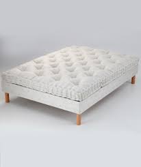 Découvrez nos différentes gammes de matelas 100% fabriqués en france pour tout type de confort : Matelas Laine Bio Tradition Fabrique En France