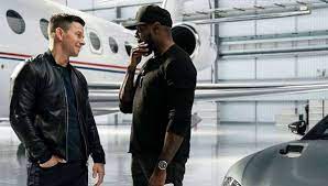 In ' joe bell ,' mark wahlberg plays the title character, a man who decides to walk from oregon to new york to talk about his son's struggle with bullying. Mark Wahlberg Sci Fi Movie Infinite Will Stream On Paramount On June 10th Engadget