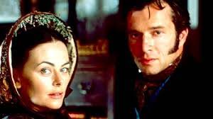 Elizabeth Maw's Instagram, Twitter & Facebook