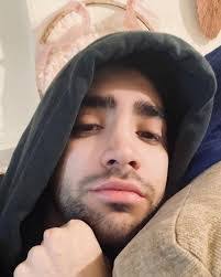 Leo Paz's Instagram, Twitter & Facebook