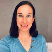 Lisa Vasko's Instagram, Twitter & Facebook