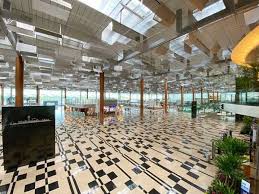 Changi airport group (cag) melancarkan empat robot itu yang memberi fokus kepada mengekalkan kebersihan terminal baharu mereka, terminal 4. Singapura Benarkan Transit Di Lapangan Terbang Changi Mulai 2 Jun