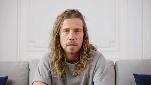 Du coup @jdoreofficiel si tu pouvais passer à la maison vers. Video Julien Dore Expose Sa Fievre