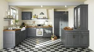 Téléchargez de superbes images gratuites sur cuisine maison. Une Deco De Style Maison De Famille Dans La Cuisine Cuisine Rustique Chic Renovation Cuisine Cuisine Rustique