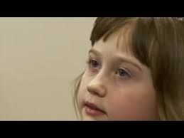 Girl escapes attempted Wal-Mart kidnapping