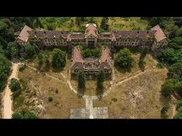 Das gelände der beelitzer heilstätten ist ein geschichtsträchtiger ort. Beelitzer Heilstatten Abandoned Hospital 4k Youtube
