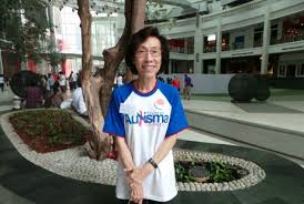 Ya, ialah pendiri rumah yatim indonesia yang saat ini menaungi kurang lebih 10.000 santri di seluruh indonesia. Dari Menulis Artikel Dr Melly Aktif Bantu Anak Anak Dengan Autisme