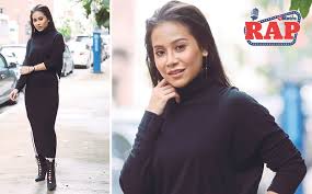 Adik perempuan macam miss universe. Nabilah Rumah Keluarga Farah Nabilah