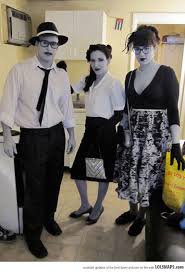 Black And White Duo Halloween Costumes Awesome Black And White Halloween Costumes Cool Halloween Costumes Black And White Costume Clever Halloween Costumes