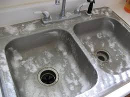 how to remove scratch from stainless