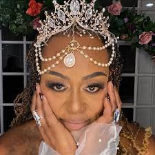 Ronan Dunne escaping the gaurds after trimming the wrong hedge