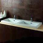 Tecla sinks
