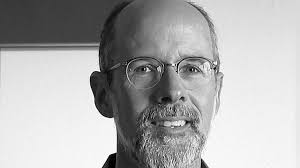 Climate activist Wynn Alan Bruce dies after setting himself