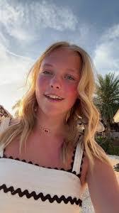 Holly Sosebee's Instagram, Twitter & Facebook