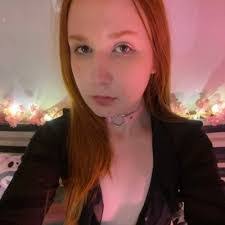 Billie Ryder's Instagram, Twitter & Facebook