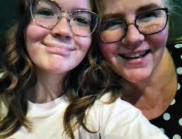 Jessica Galletta's Instagram, Twitter & Facebook