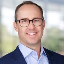 I'm back again to congratulate another 10 year Vistage member.