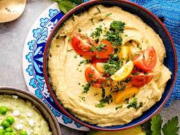 Möhren, paprika streifen bieten sich an. Dips Rezepte Fur Wurzige Sossen Lecker