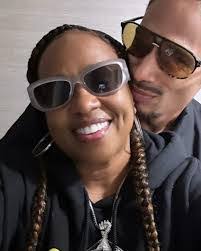 Tracy Harlin's Instagram, Twitter & Facebook