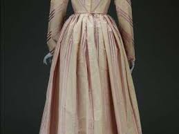 Dress Of White Silk Moire Museum Of Fine Arts Boston White Silk Dresses Silk