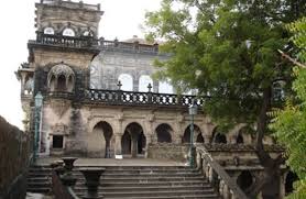 Luxury Tours of Gondal | Ampersand Travel