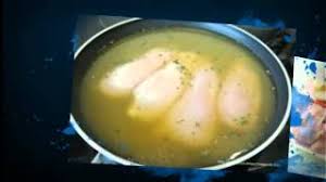 Pour broth over chicken to cover and season generously with salt and pepper. How Long Does It Normally Take To Boil Chicken