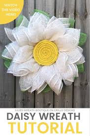 diy spring burlap daisy wreath tutorial grillo designs diy spring burlap daisy wreath tutorial