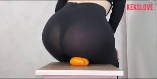 Orange buttcrush - video 3 - ThisVid.com