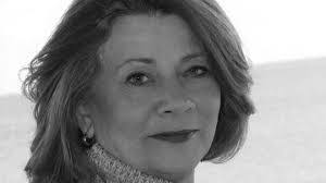 Shelley Noble's Instagram, Twitter & Facebook