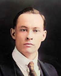 Samuel Latta's Instagram, Twitter & Facebook