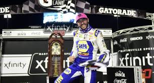 Postponed a day due to rain, nascar cup series racing from martinsville (va.) earned 1.19 daytona 500 overnight tv ratings update: Chase Elliott Wins Thrilling Playoff Race At Martinsville And Advances To Championship 4 Jayski S Nascar Silly Season Site